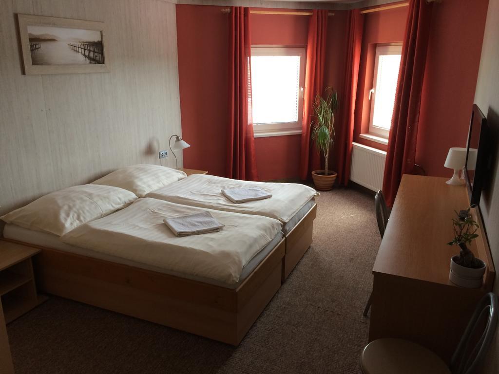 Hotel Pohadka Мост Номер фото