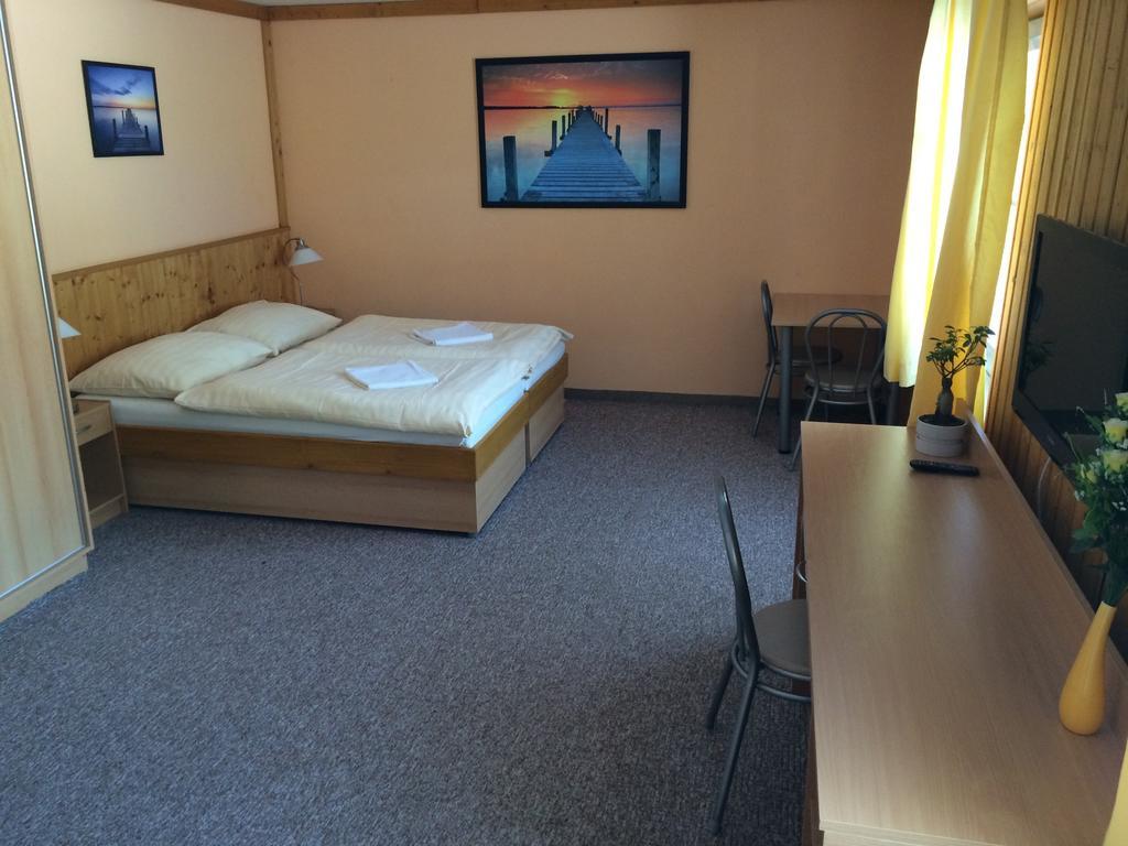 Hotel Pohadka Мост Номер фото
