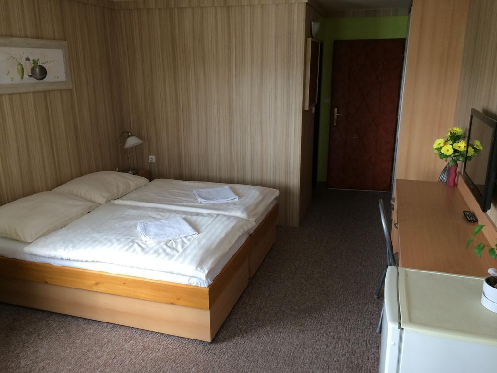 Hotel Pohadka Мост Номер фото